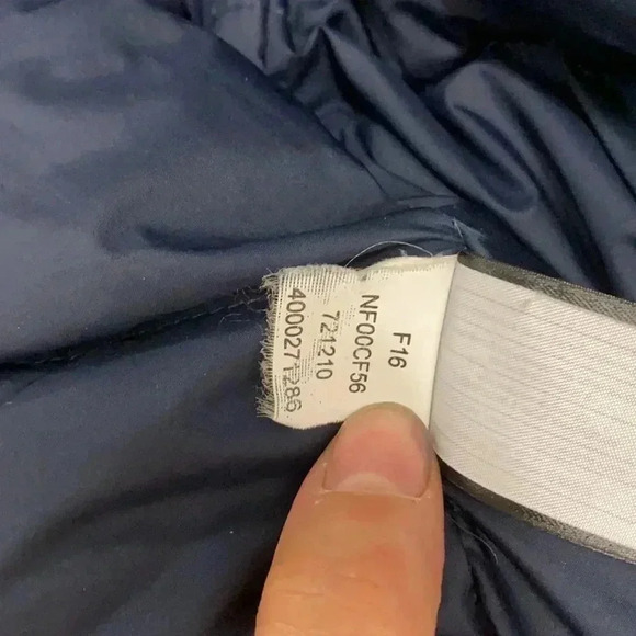 The north  face down coat - Picture 9 of 10